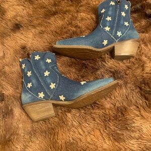 Sundance Blue Ankle Boots with White Floral Embroidery